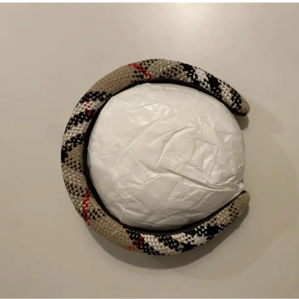 Burberry adult headband new without tags. - Picture 2 of 6